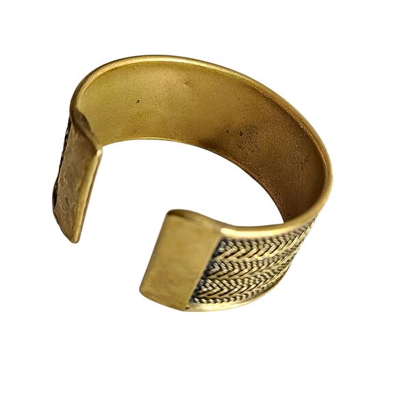 70s Brass Wide Cuff Bracelet Rope Design Thick Banded End Protectors 3D Texture - Picture 5 of 6